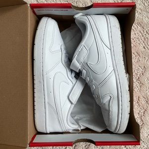 Boys Nike Court Borough Low 2